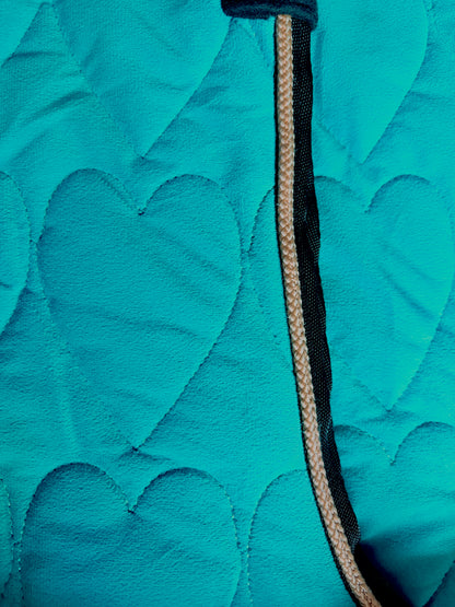 Haus of Horsewear Luxury Velvet Heart Quilted Exercise Sheet