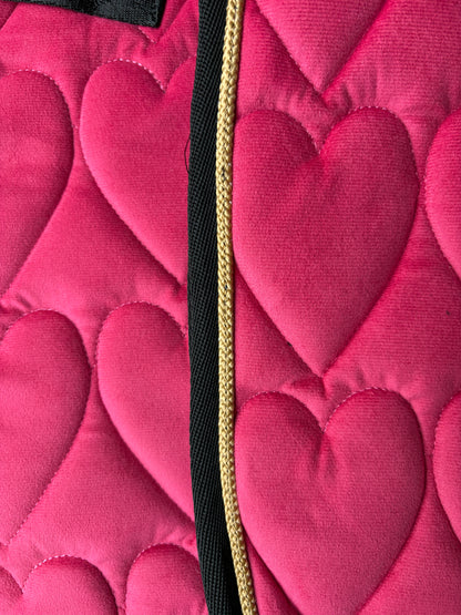 Haus of Horsewear Luxury Velvet Heart Quilted Exercise Sheet